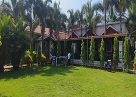 Madhuson Palms