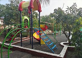 Madhuson Palms