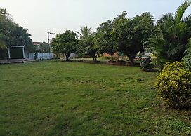 Madhuson Palms