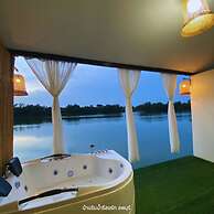 Baanrimnam Resort Lopburi