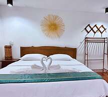 Baanrimnam Resort Lopburi