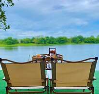 Baanrimnam Resort Lopburi
