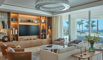 Palace Beach Resort