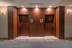 Belvilla Alhamra Vivid Plaza Hotel
