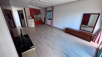 Hwimok Art Resort