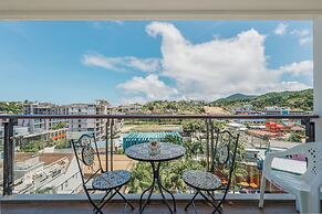 1BR Near Kata Beach Kids Pool C184
