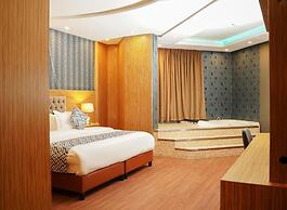 Palette Luxury Credi Hotel
