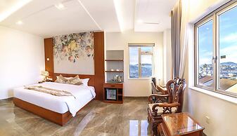 Royal Palace Dalat Hotel