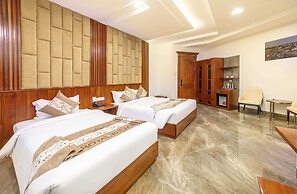 Royal Palace Dalat Hotel