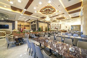 Royal Palace Dalat Hotel