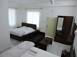 Vinayaka Inn Sittong