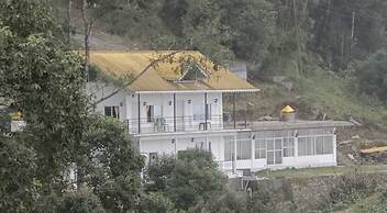 Vinayaka Inn Sittong
