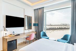 Sea Point Hotel