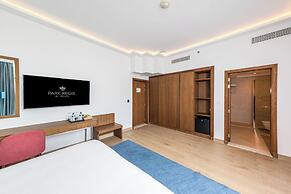 Sea Point Hotel