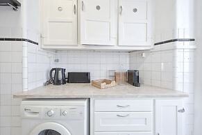 Arroios Central Apartment by Homing