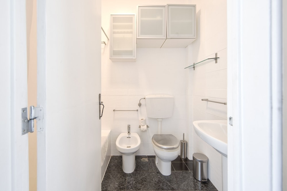 Arroios Central Apartment by Homing