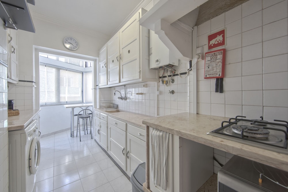 Arroios Central Apartment by Homing
