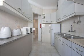 Alameda Typical by Homing
