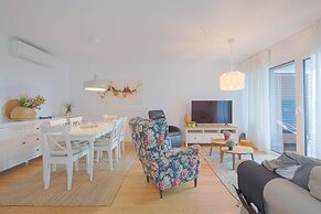 Benfica Prime Terrace II by Homing