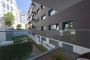 Benfica Prime Terrace II by Homing