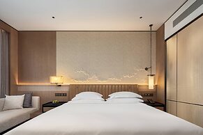 LUNGCHUEN INTERNATIONAL HOTEL