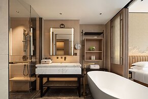 LUNGCHUEN INTERNATIONAL HOTEL