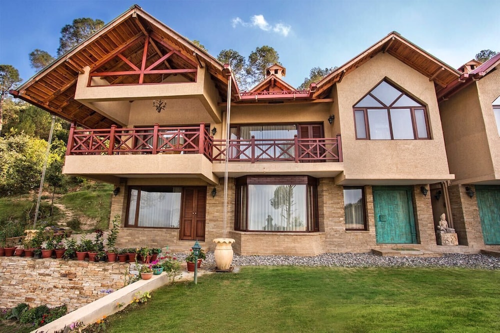 Larisa Homes X One Partridge Hill