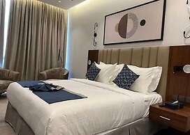 Dancenter Luxury Central King Fahd Road Formerly Anan Hotel