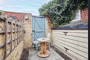 Host Stay Horner Street