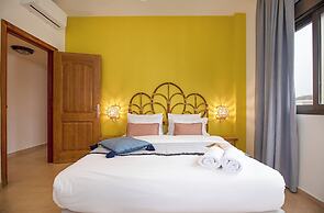 Akl - Chic Apts & Balconies in Batroun