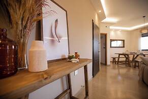 Akl - Chic Apts & Balconies in Batroun