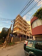 Akl - Chic Apts & Balconies in Batroun