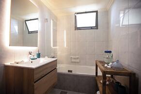 Akl - Chic Apts & Balconies in Batroun