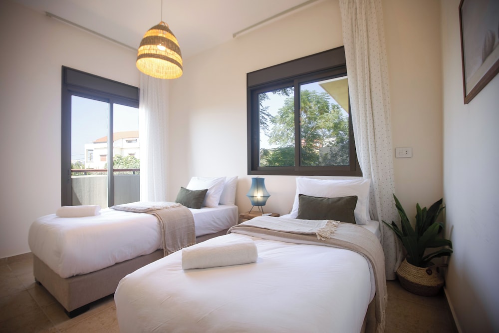 Akl - Chic Apts & Balconies in Batroun