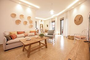 Akl - Chic Apts & Balconies in Batroun
