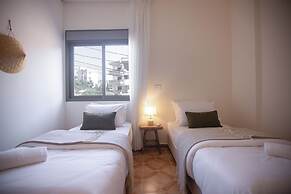 Akl - Chic Apts & Balconies in Batroun