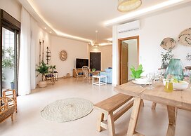 Akl - Chic Apts & Balconies in Batroun