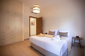 Akl - Chic Apts & Balconies in Batroun