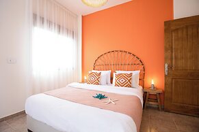 Akl - Chic Apts & Balconies in Batroun