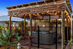 Trinity Oasis Spa BBQ Family Retreat