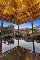 Trinity Oasis Spa BBQ Family Retreat