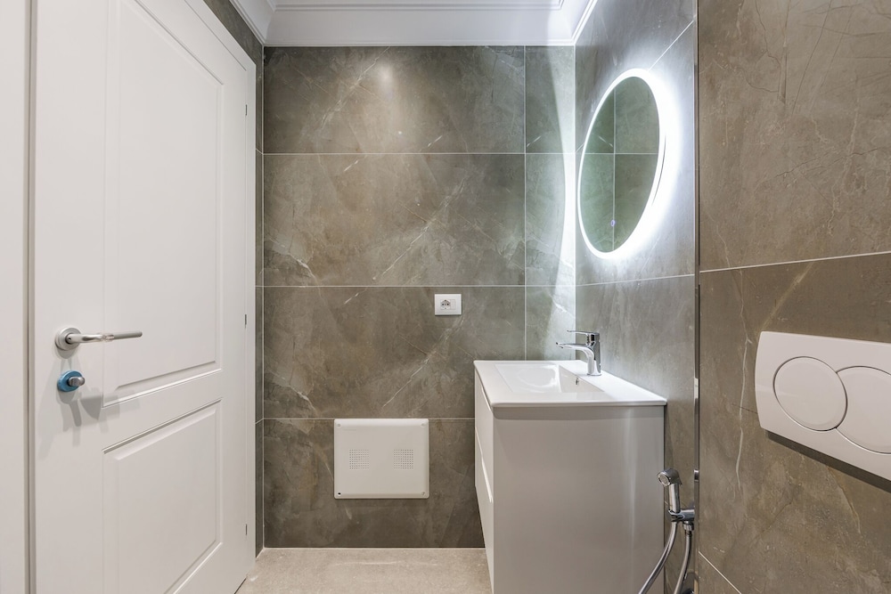 SEA LA VIE SUITES