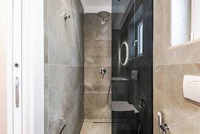 SEA LA VIE SUITES
