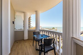 SEA LA VIE SUITES