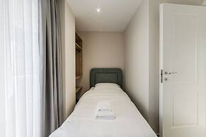 SEA LA VIE SUITES