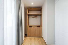 SEA LA VIE SUITES