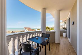 SEA LA VIE SUITES