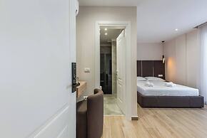 SEA LA VIE SUITES