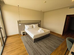 Hotel Mezio National Park