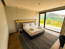 Hotel Mezio National Park